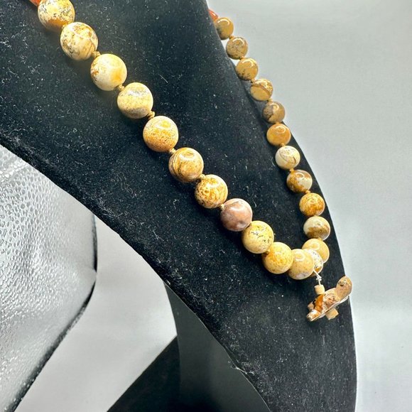 16" Stone Beaded Picture Jasper Necklace and Matching Earrings - Picture 12 of 13